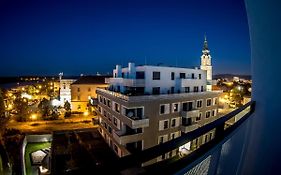Rooftop Tulln Operated By Revliving